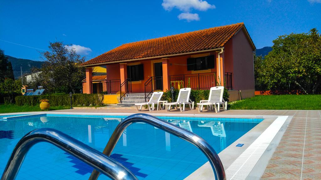 Gregory-Vassilis Apartments Dassia  Exterior foto